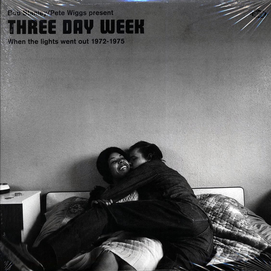 Hawkwind, The Troggs, The Kinks, Etc. - Bob Stanley & Pete Wiggs Present Three Day Week: When The Lights Went Out 1972-1975 (2xLP) (colored vinyl) vinyl LP front cover