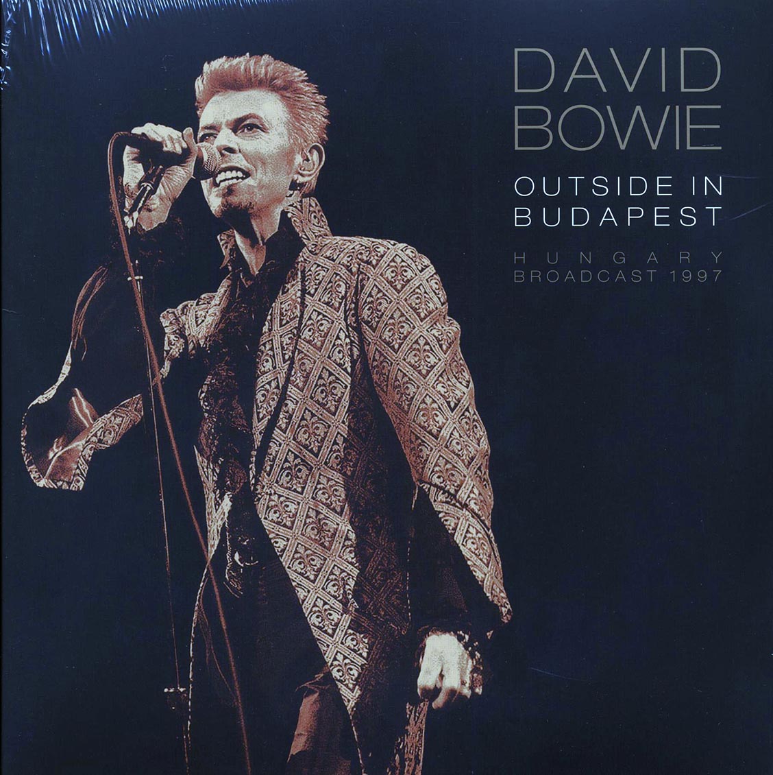 David Bowie - Outside In Budapest: Hungary Broadcast 1997 (2xLP) vinyl LP front cover